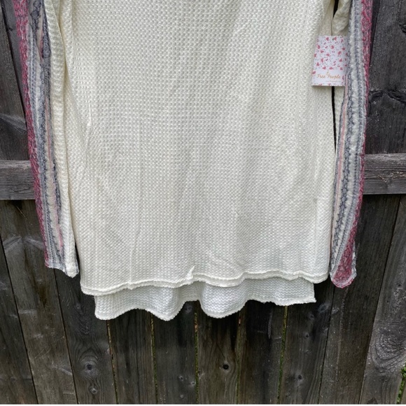 Free People NWT Waffle Knit Boho Cuff Thermal Ivory Oversized Hi/Low Size L - Picture 9 of 10